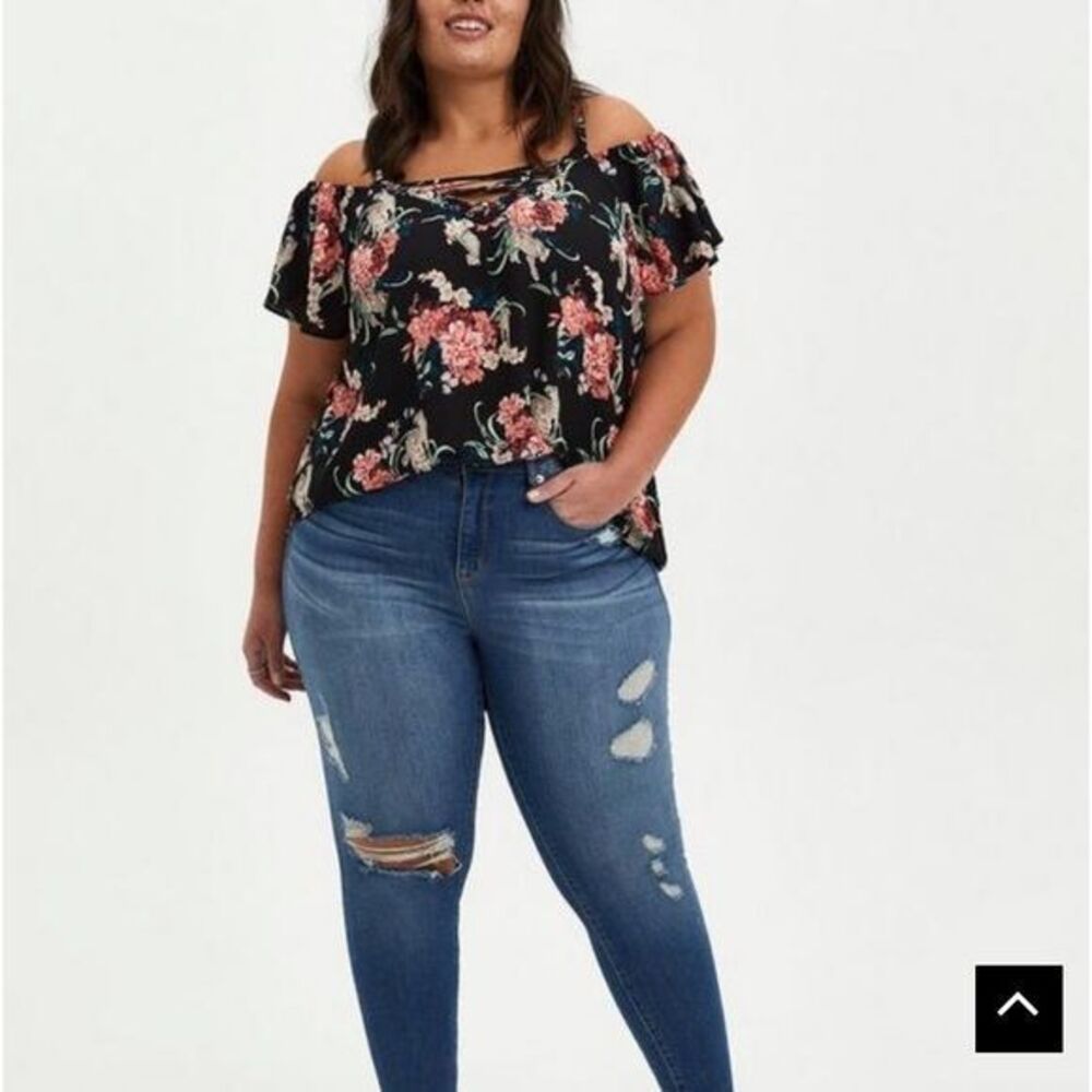 Torrid Women's Floral Cold Shoulder Top Black Coral Ruffle Sleeve‎ Boho Size 1X